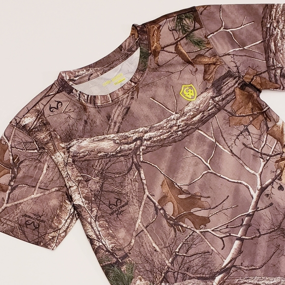 Realtree Other - Realtree DriFit Boys Shirt